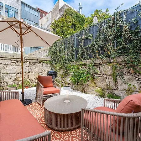 Almada Garden & Parking In Historic Center Lejlighed *
